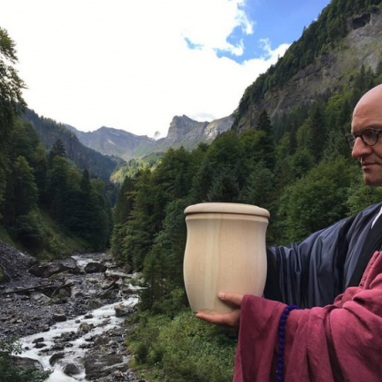 Bestattungsredner für die Beerdigung - Chur - Zen Meister Reding