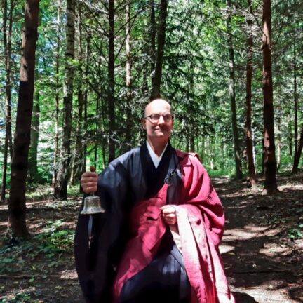 Friedwald - Abschiedsfeier und Beisetzung in Bischoffszell mit Trauerredner - Zen Meister Vater Reding