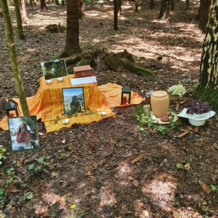 Abschiedsfeier und Beisetzung in der Ostschweiz mit Trauerredner - Zen Meister Vater Reding