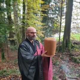 Sargans - Trauerredner Zen Meister Vater Reding