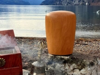 Asche verstreuen Walensee - Ostschweiz - Trauerredner Zen Vater Meister Reding