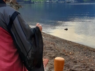 Asche verstreuen Walensee - Ostschweiz - Trauerredner Zen Vater Meister Reding