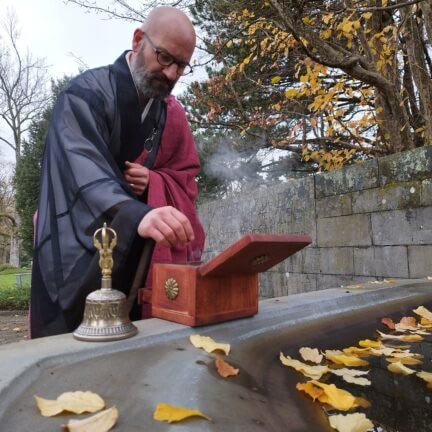 Begräbnisfeier mit Zen Meister - Vater Reding