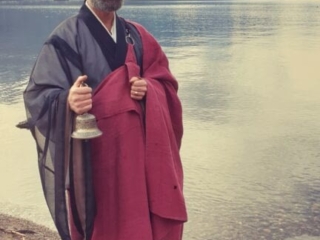 Asche verstreuen Walensee - Ostschweiz - Trauerredner Zen Vater Meister Reding