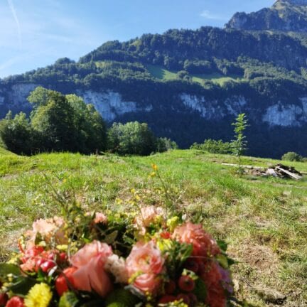 Beerdigung - Trauerredner Zen Vater Meister Reding - Seelisberg Uri