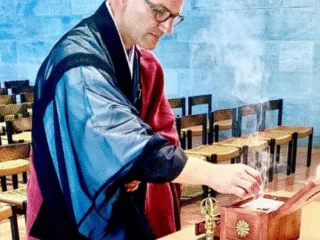 Grabrede - Gedenkfeier - Zürich mit Trauerredner - Zen Vater Meister Reding