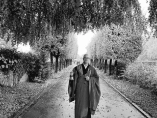 Grabrede - Gedenkfeier - Zürich mit Trauerredner - Zen Vater Meister Reding