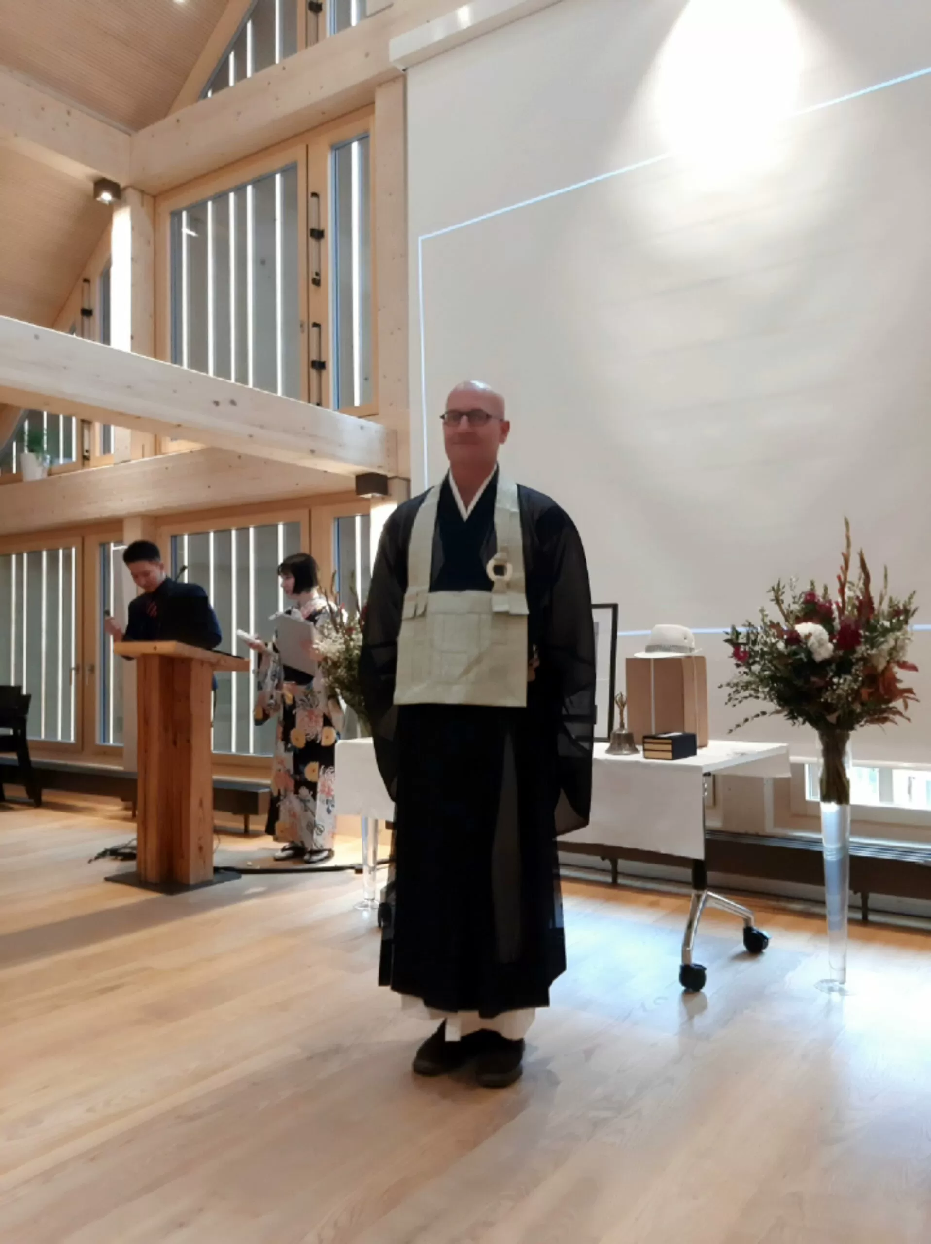 Japanische Beerdigung in der Schweiz und Deutschland mit Zen Meister - Vater Reding