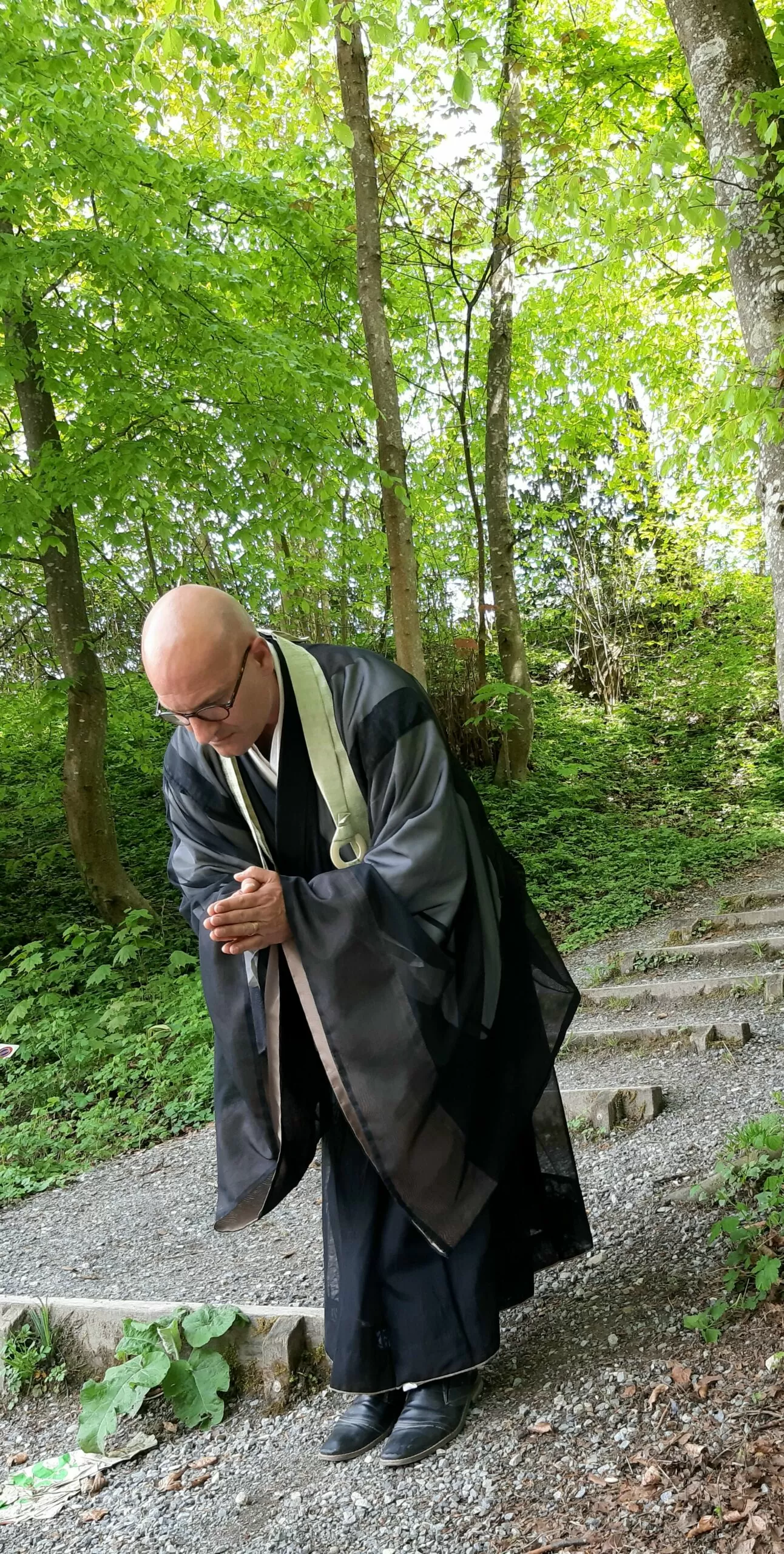 Stille Beisetzung mit Abdankungsredner - Zen Meister Reding