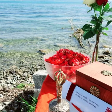 Bodensee Region - Asche verstreuen - Beerdigung mit Trauerredner - Zen Vater Meister Reding