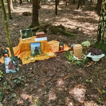 Abschiedsfeier und Beisetzung in der Ostschweiz mit Trauerredner - Zen Vater Meister Reding