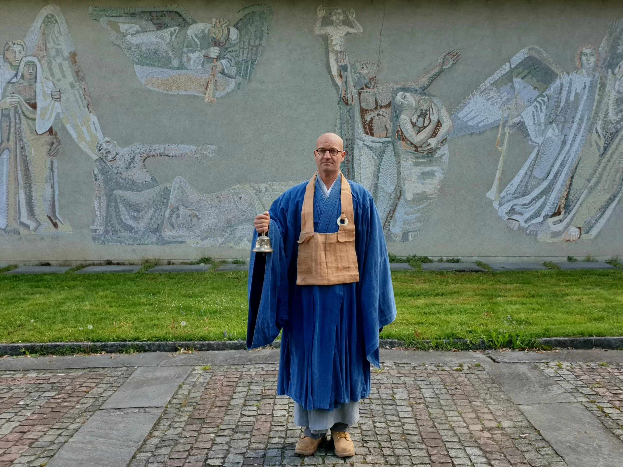Gedenkzeremonie - 15 Jahre mit Trauerredner - Zen Meister Reding