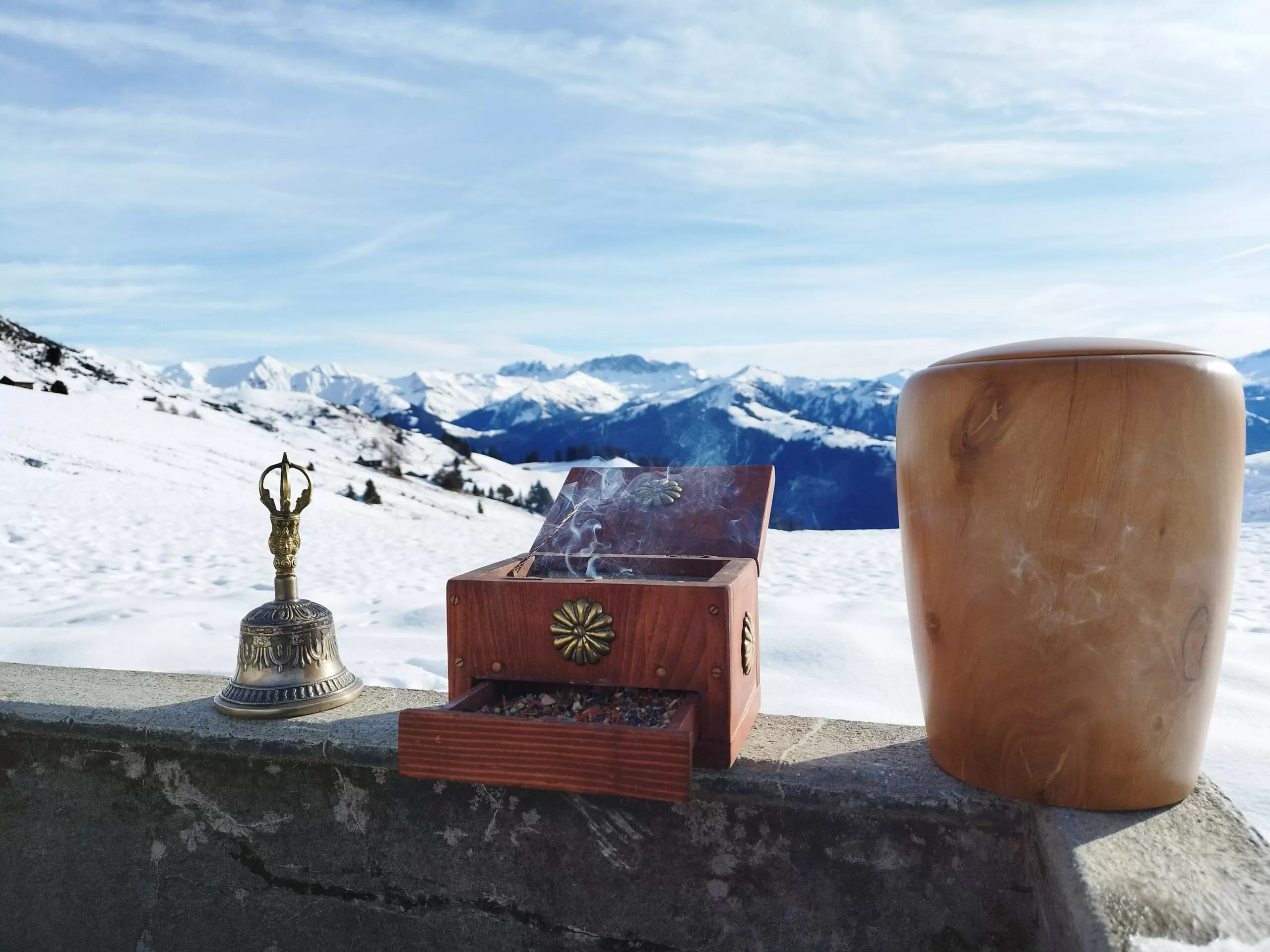 Asche verstreuen auf dem Berg - Abschiedsredner und Trauerredner - Zen Vater Meister Reding