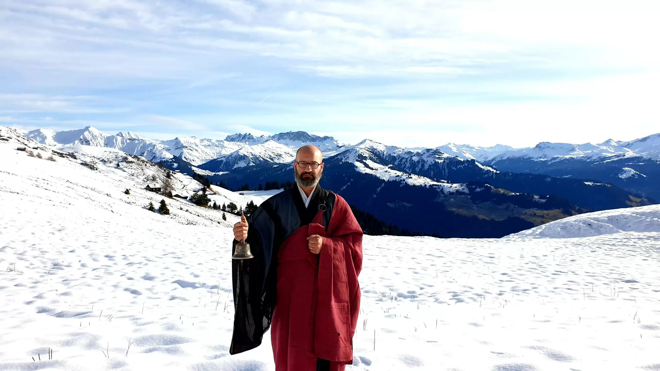 Asche verstreuen auf dem Berg - Abschiedsredner und Trauerredner - Zen Vater Meister Reding