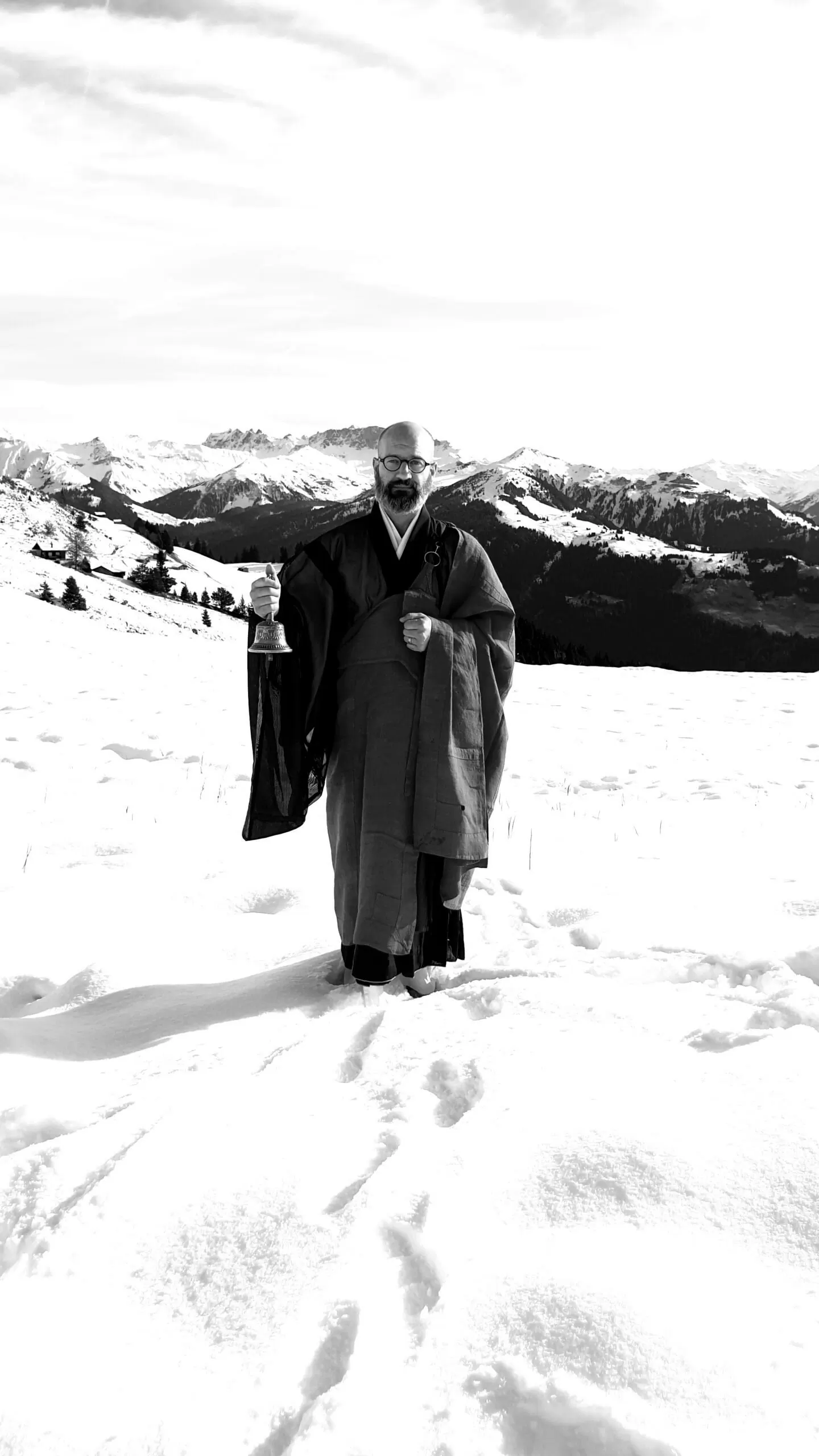 Asche verstreuen auf dem Berg - Abschiedsredner und Trauerredner - Zen Vater Meister Reding