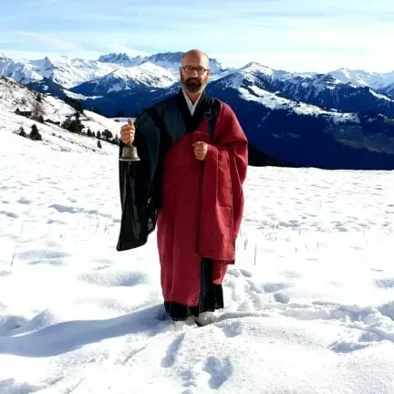 Asche verstreuen auf dem Berg - Abschiedsredner und Trauerredner - Zen Vater Meister Reding