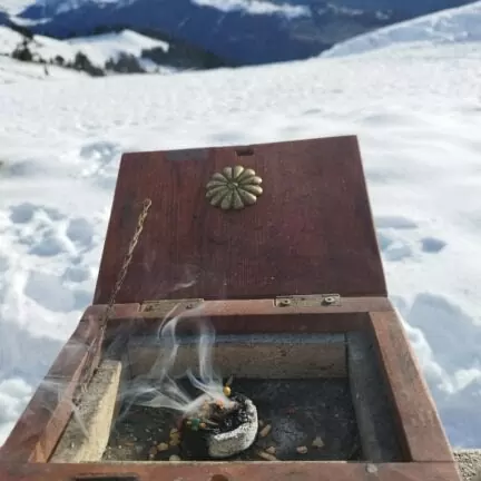 Asche verstreuen auf dem Berg - Abschiedsredner und Trauerredner - Zen Vater Meister Reding