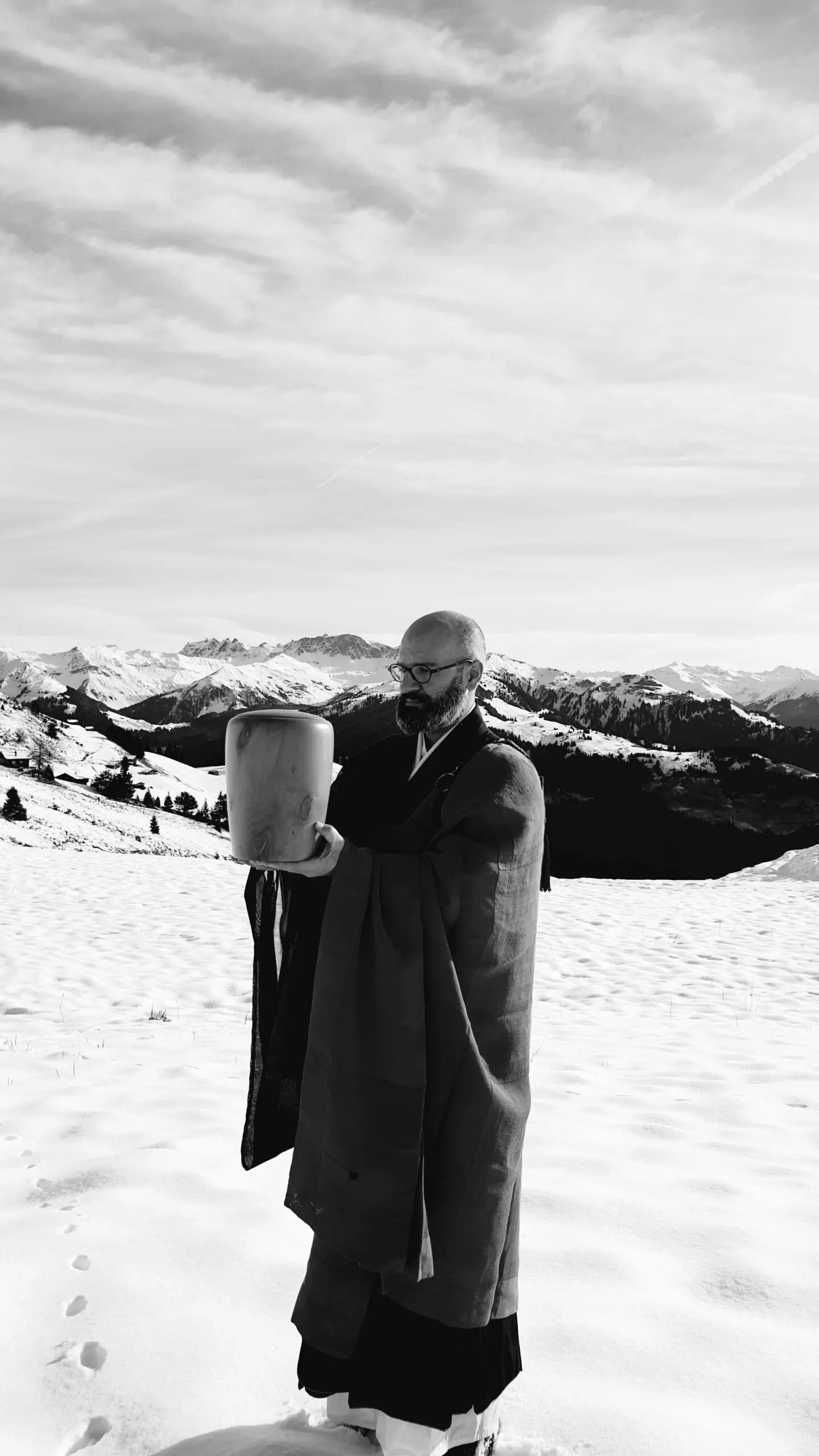 Asche verstreuen auf dem Berg - Abschiedsredner und Trauerredner - Zen Vater Meister Reding