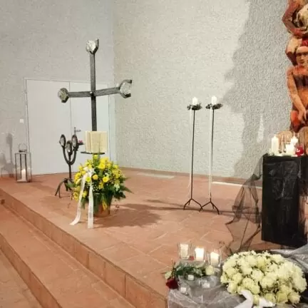 St Gallen Trauerfeier mit Abschiedsredner Vater Reding aus dem Honora Zen Kloster