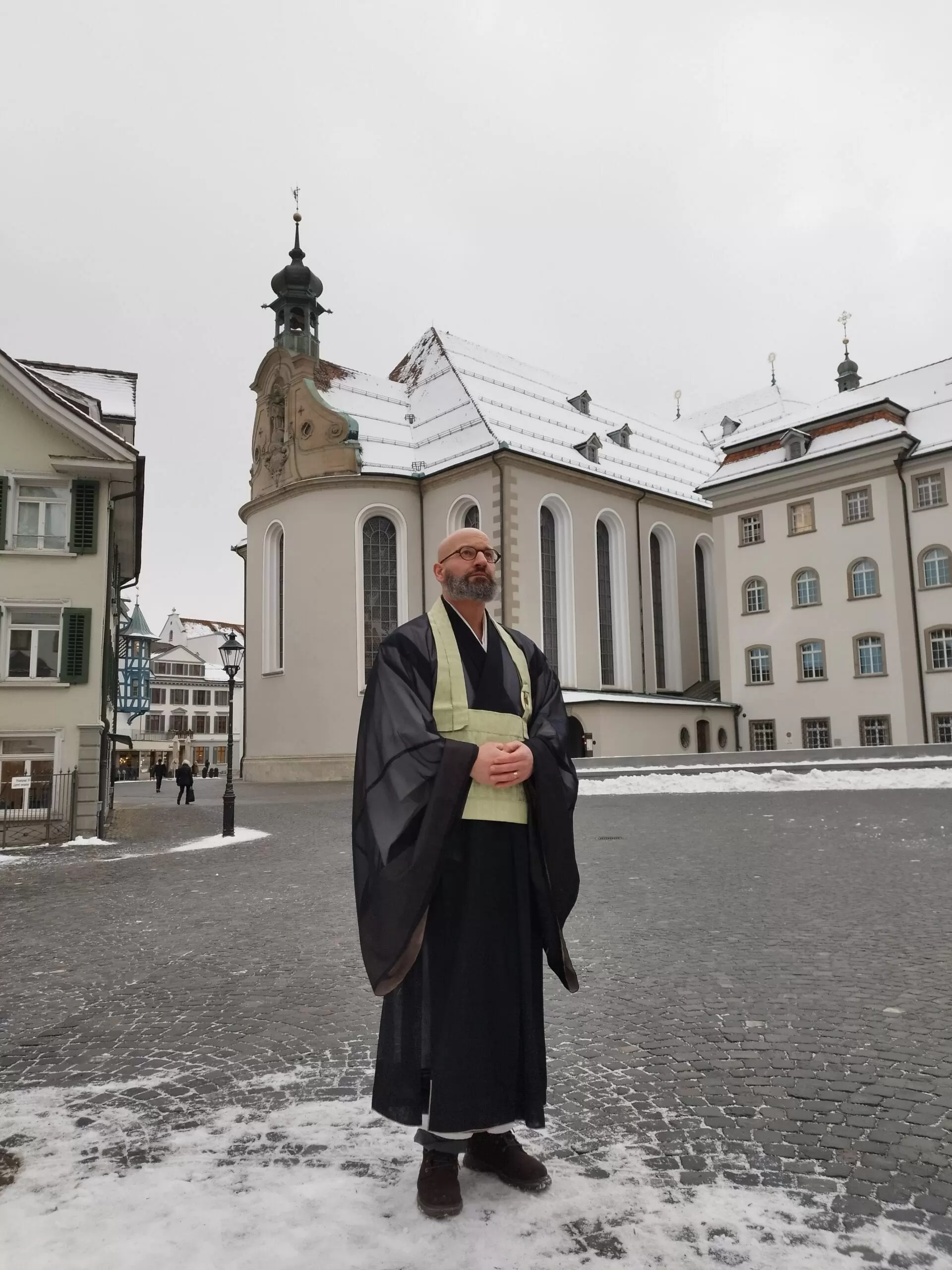 St Gallen Trauerfeier mit Abschiedsredner Vater Reding aus dem Honora Zen Kloster