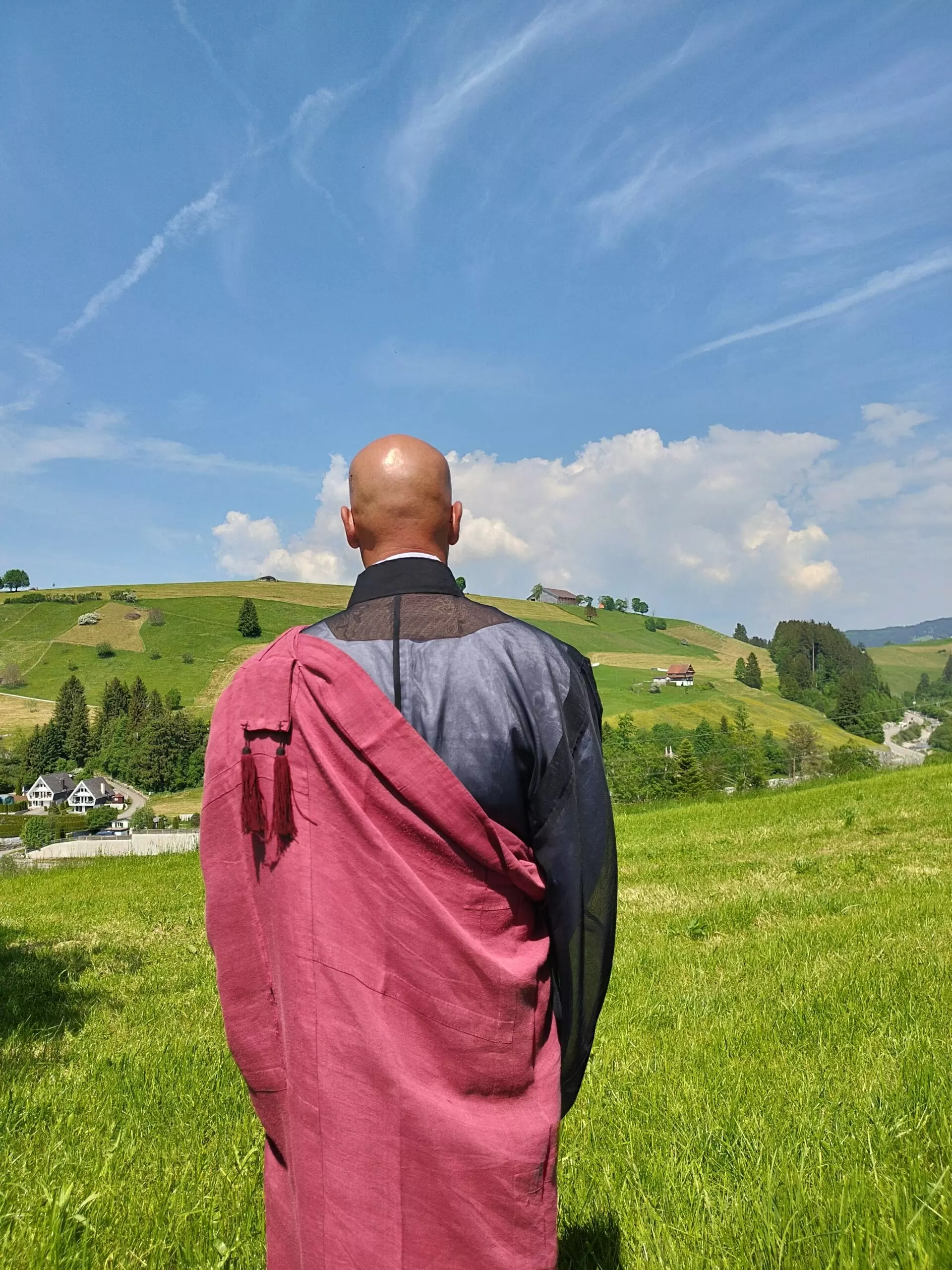 Bennau Einsiedeln Trauerredner und Abschiedsredner für die Beerdigung - Zen Meister Vater Reding